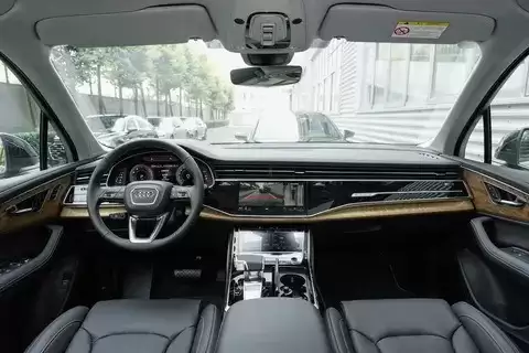 奥迪Q7 7座版选购指南:从63万到80万如何选配最值