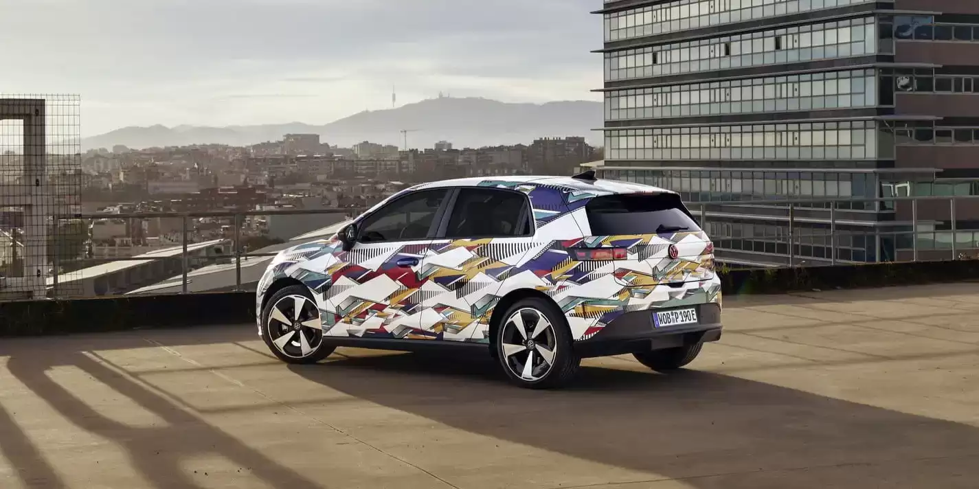 想买 2.5 万欧元“性价比小车”还得等，大众 ID.Polo 入门版并非首发车型