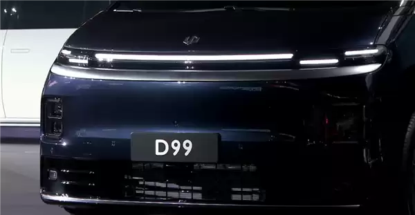 零跑首款MPV D99亮相:增程、纯电双动力 续航全球同级最长