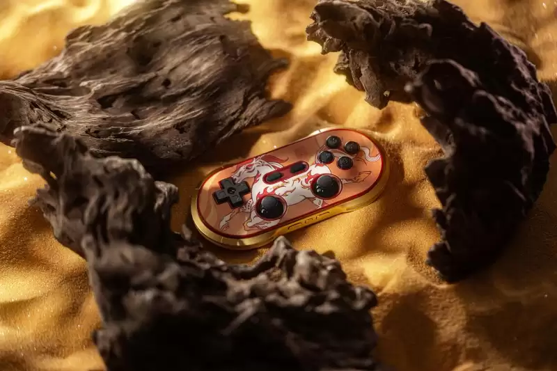 春风得意，马到功成：八位堂马年限量版手柄发布，全球限量 666 套