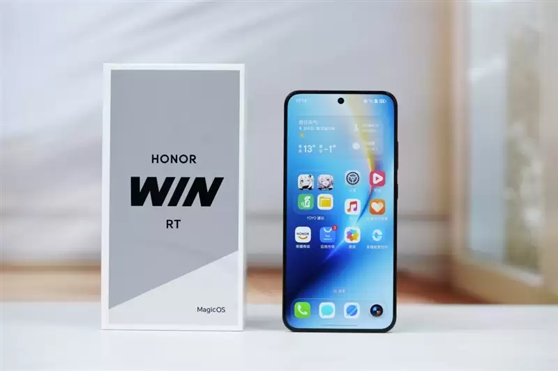 半年内没有对手！荣耀WIN RT评测：2699元首发1万mAh大电池 这才是性价比电竞机！