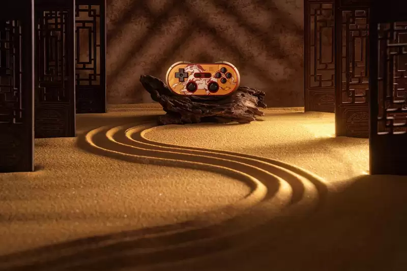 春风得意，马到功成：八位堂马年限量版手柄发布，全球限量 666 套