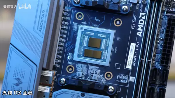 天钡发布首款Mini-ITX MoDT主板!9955HX3D+双万兆接口