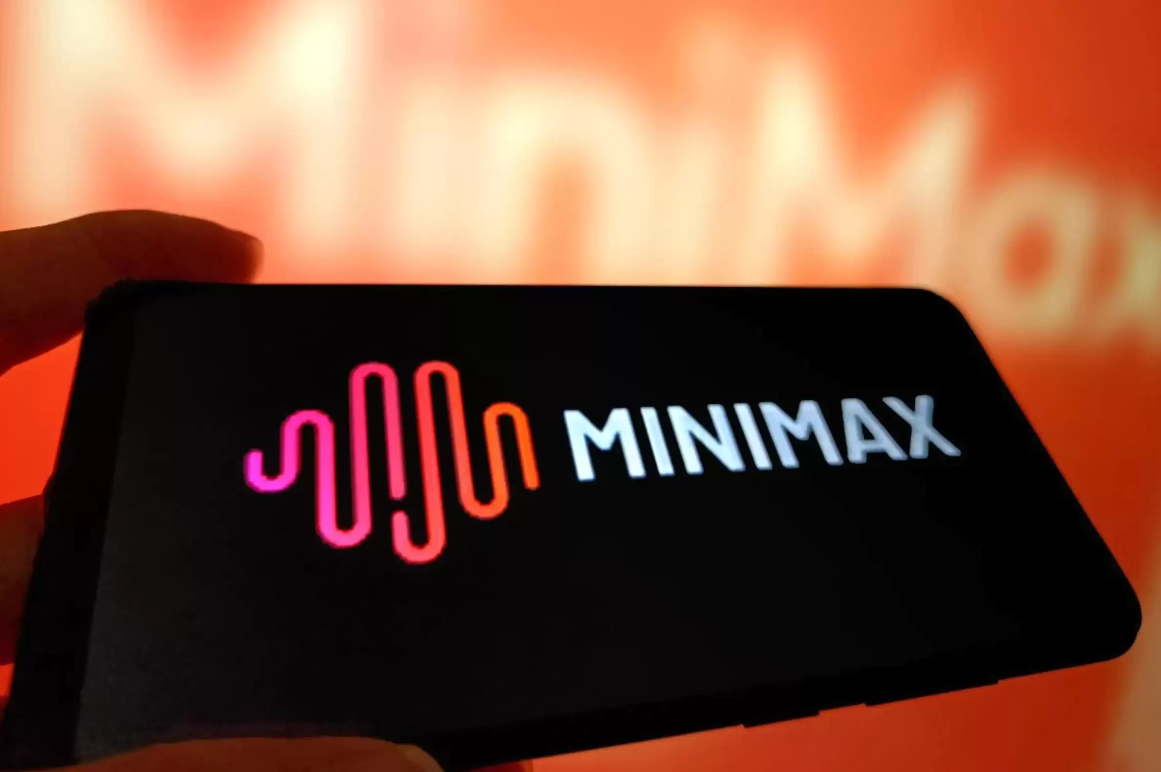 MiniMax拟1月在港上市:融资超6亿美元 阿里等成为基石投资者