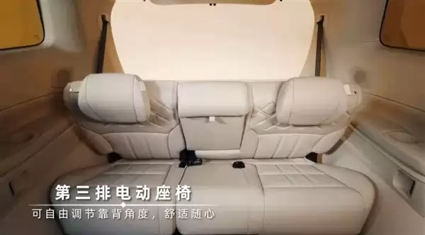 2026款传祺M8官图发布：双零重力座椅+智能迎宾投影