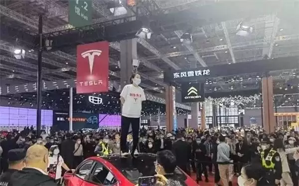 特斯拉诉维权车主名誉权案现新进展 张某某被限高消费