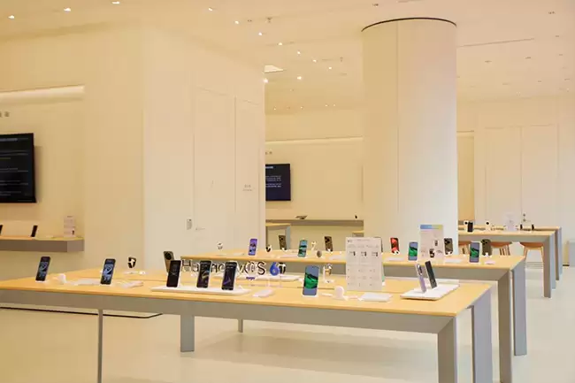 江苏首家华为擎云授权体验店落户苏州，打造政企“数字化会客厅”