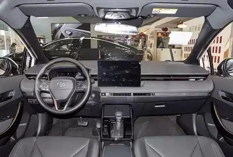 广汽丰田雷凌L上市，12.98万起售，搭载8155芯片+TSS 3.0