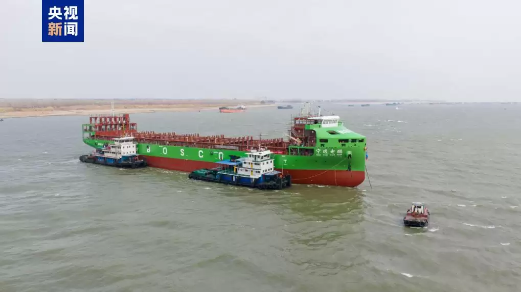 宁远电鹏号下水：国内首批万吨级纯电动智能船舶再进一步