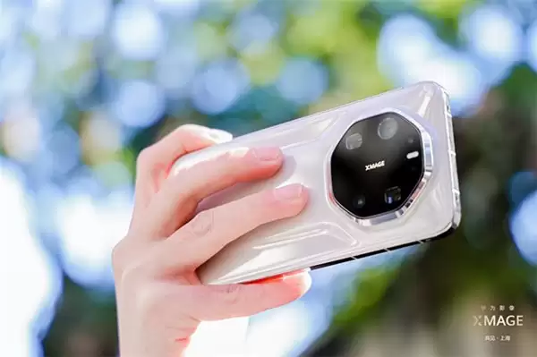 从“看见”到“共见”：XMAGE 共见与华为 Mate 80 系列的年终影像叙事