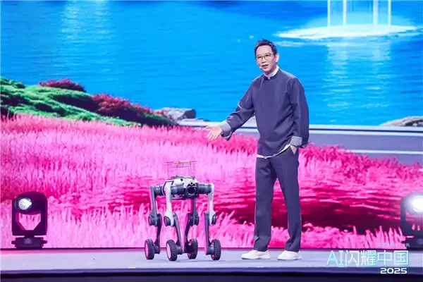 云深处科技亮相吴晓波科技人文秀，展现行业应用硬实力