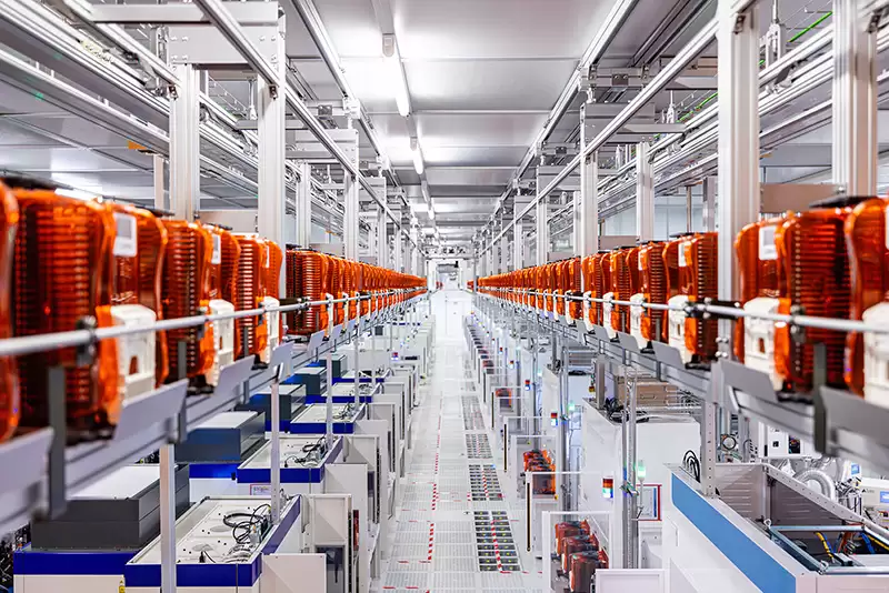 华虹半导体拟斥资 82.68 亿元收购华力微 97.4988% 股权