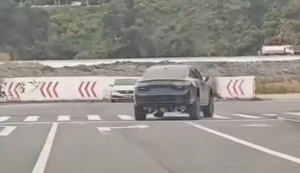 套了个S9的壳子 享界神秘新车路试:离地间隙超高