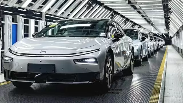 小鹏汽车：2026款小鹏P7+和小鹏G7超级增程开启新年首次发运