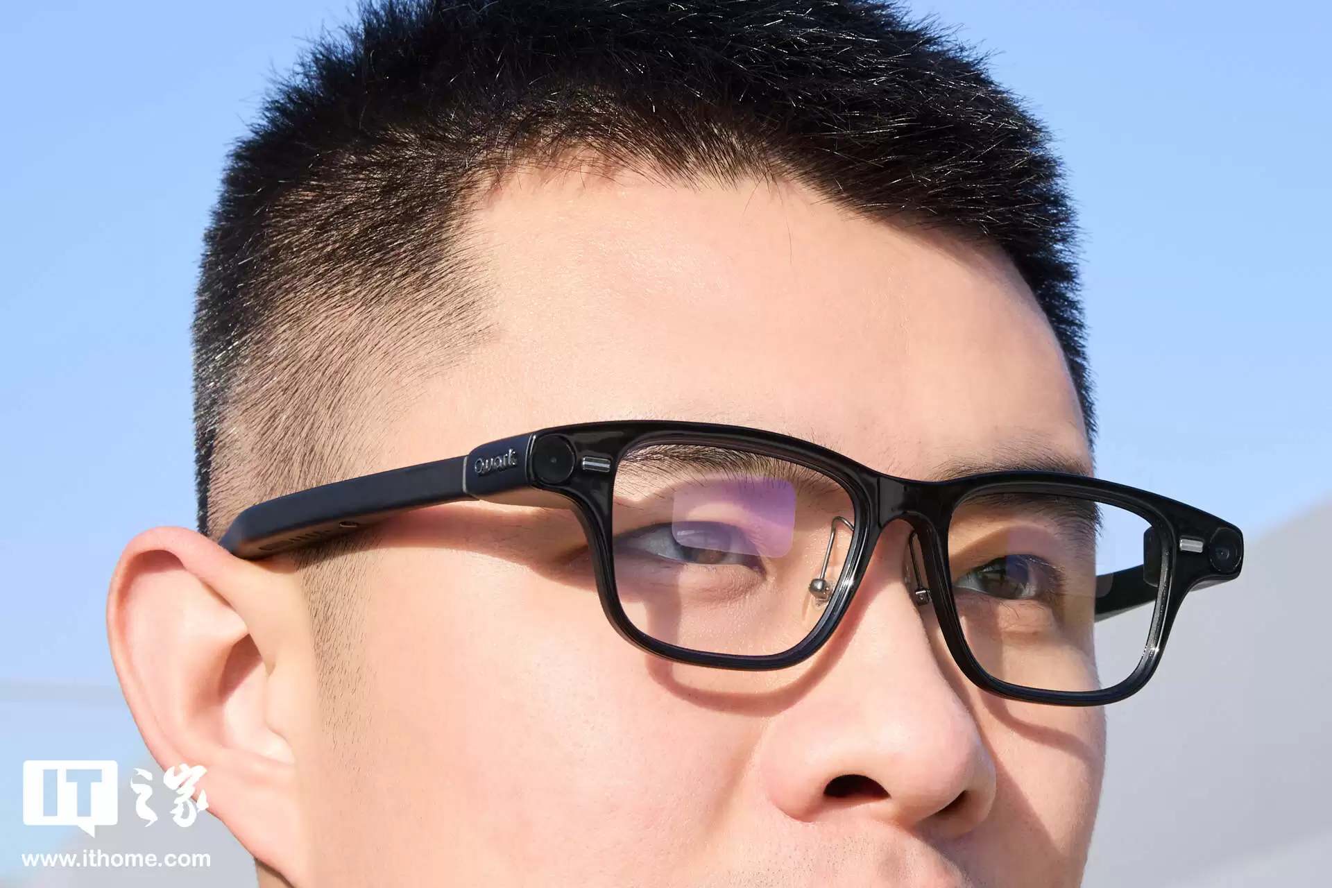 夸克 AI 眼镜迎首次 OTA：新增大模型多意图理解执行、10 米范围降噪录音等功能