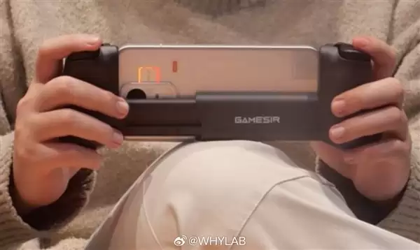 真我Neo8真机偷跑：觉醒光环+金属中框 辨识度拉满