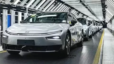 小鹏2026款P7+与G7上市:千台交付开启,智享升级续航破纪录