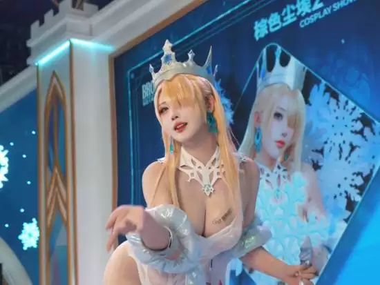 棕色尘壤2亮相萤火虫漫展，延续前作美学与剧情新篇章