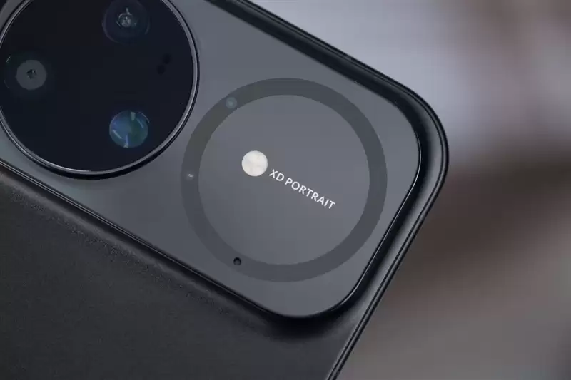 前后双红枫上阵 华为nova 15 Ultra全面评测：年轻人的影像轻旗舰！