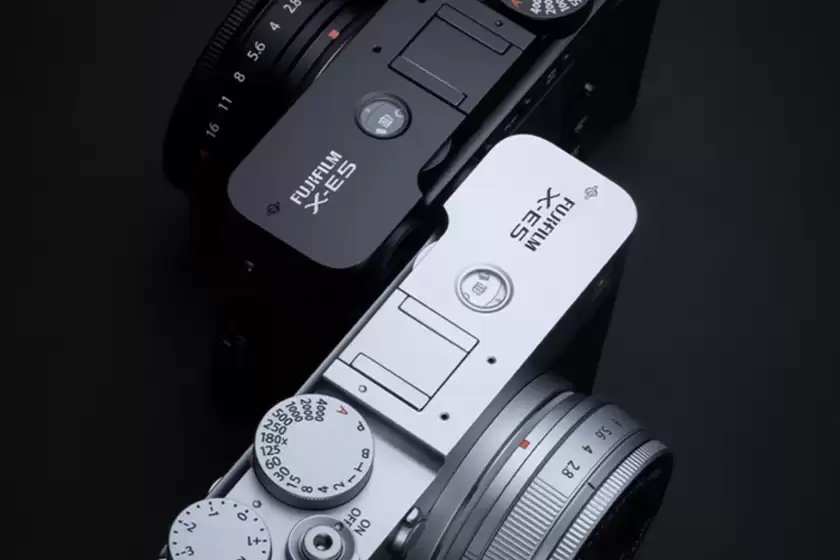 可换镜头的X100VI？ 富士X-E5单机售价9999元