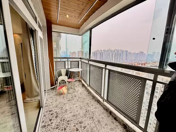 一个半月前曾105.6万成交 成都一凶宅二次转卖26.6万起拍