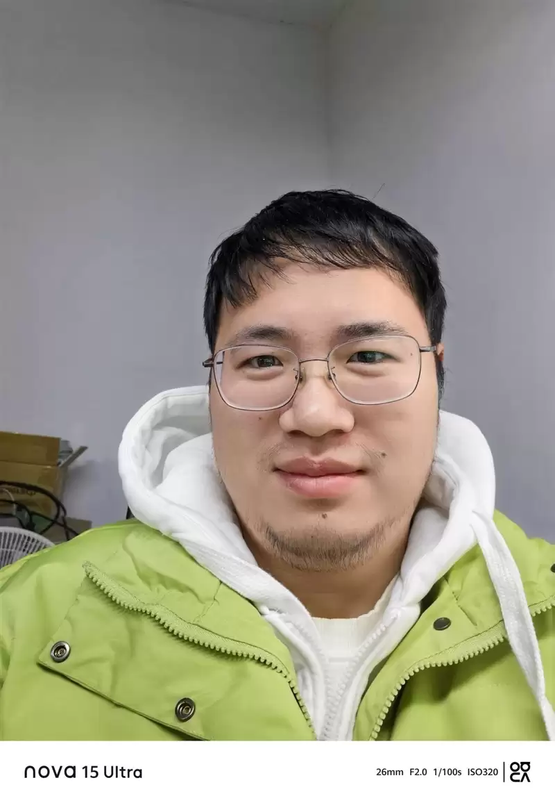 前后双红枫上阵 华为nova 15 Ultra全面评测：年轻人的影像轻旗舰！