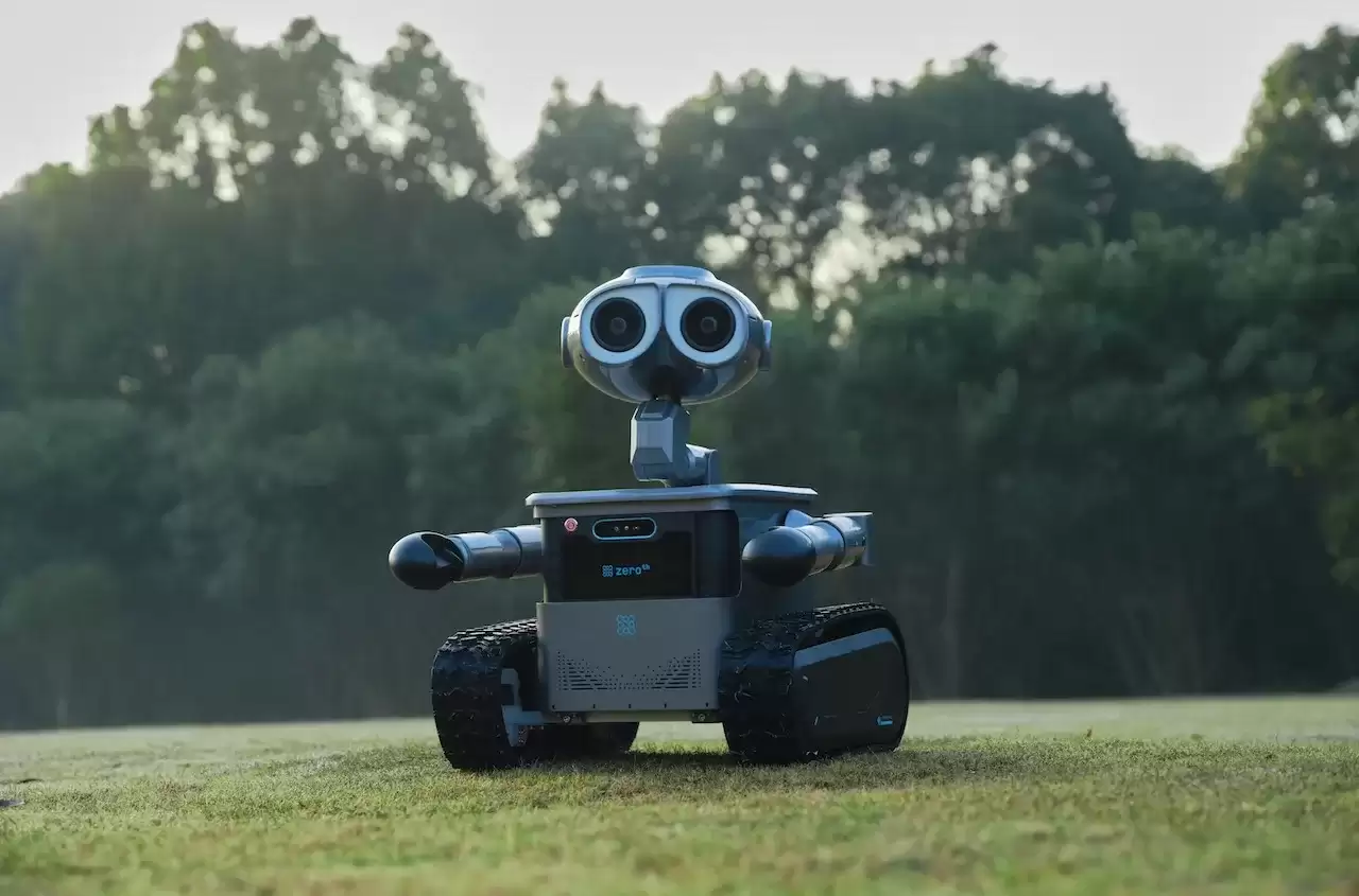 Zeroth元点智能推出“现实版瓦力机器人”：能搬东西能当主持人