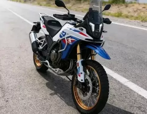 凯越2026新车型亮相：多款升级亮相，主打轻量化与运动美学