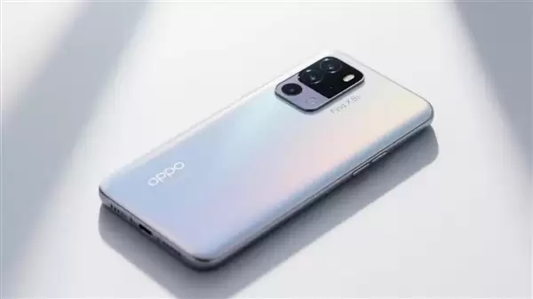 OPPO、一加瞄准小屏市场！新机独立开模：7K大电池+四等边屏