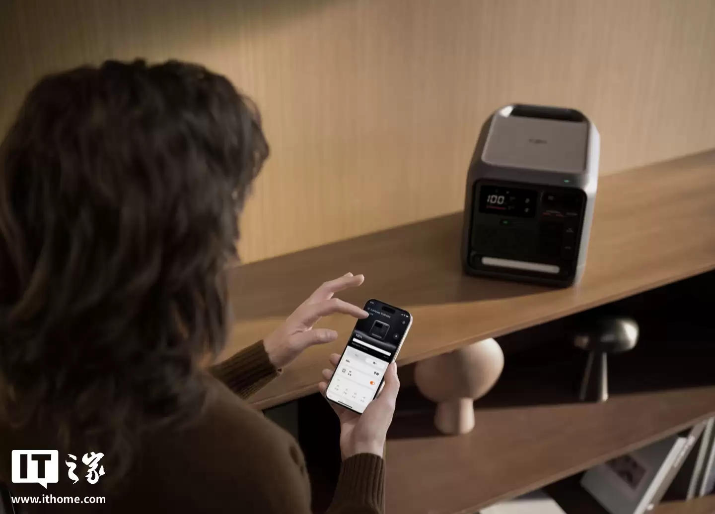 大疆 Power 1000 Mini 户外电源发布:内置1度电、稳定输出1000W功率,2099元起