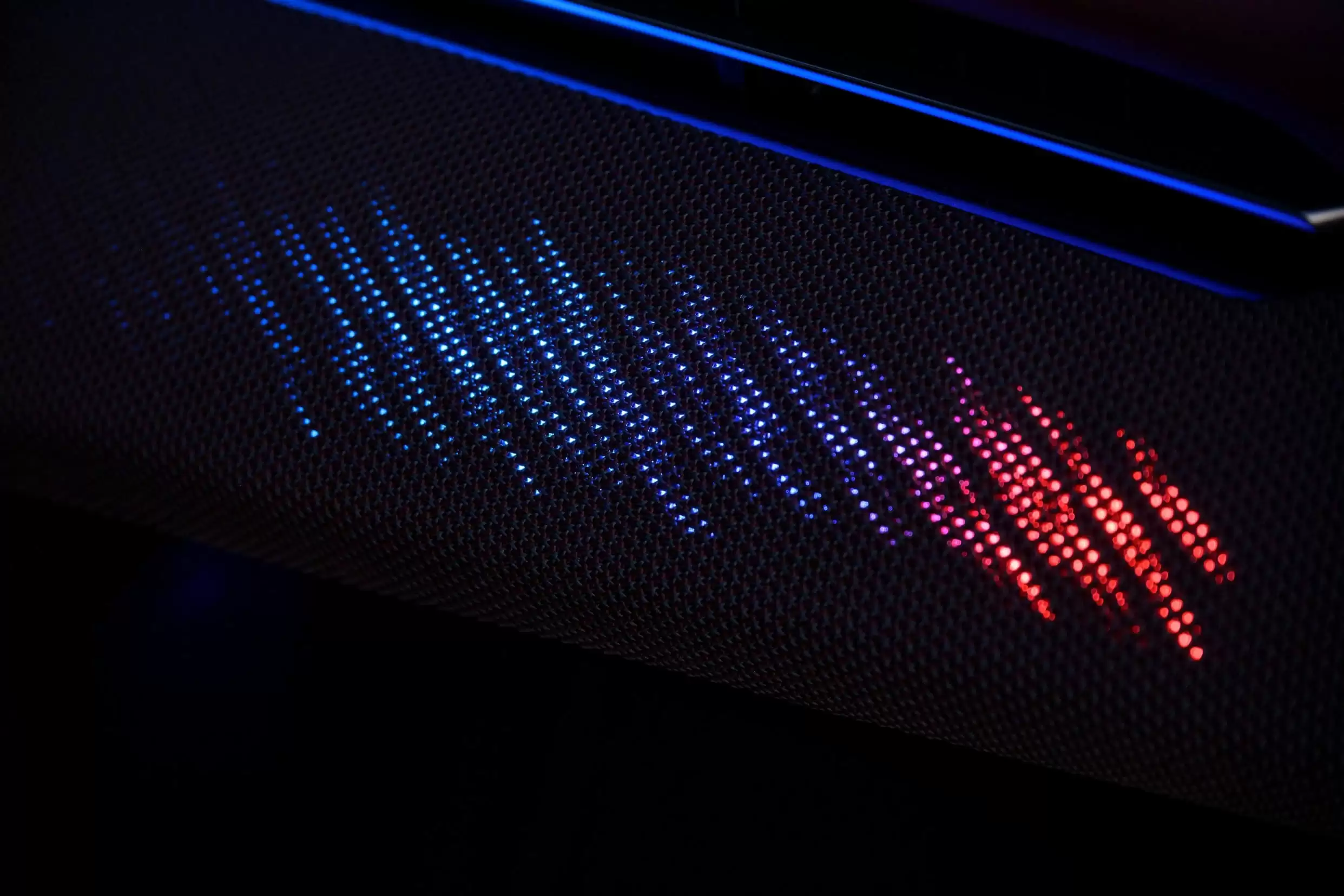 全新宝马 iX3 将亮相 CES 2026：支持 AI 语音助手、车载游戏与视频会议