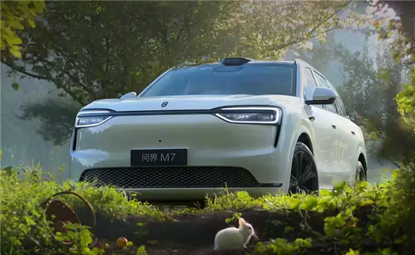 曝多家日系合资将采用华为智驾:某德系豪华跑车也在重点考察