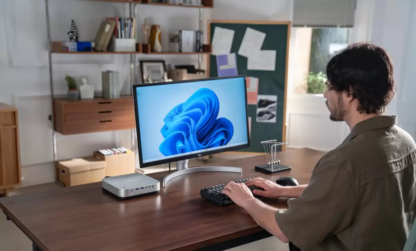 铭凡 X1 Pro 迷你主机新增锐龙 AI 9 HX 470 版本：频率提升为 5.2GHz，最高支持 128GB 内存