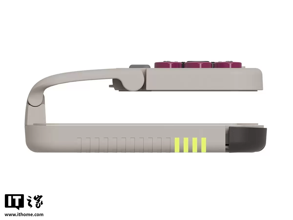 盖世小鸡首款竖屏夹持手柄“小鸡塔可”1月19日上市：专属App适配，手机秒变Game Boy