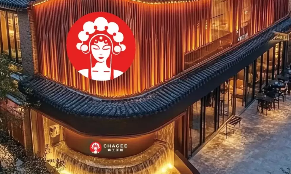 吵翻了！霸王茶姬咖啡因炸上热搜，官方回应遭群嘲