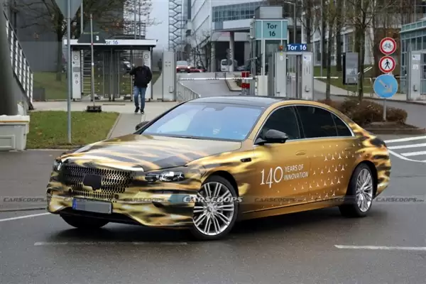 销量不佳奔驰要砍掉EQS！下一代S级燃油、纯电都要卖