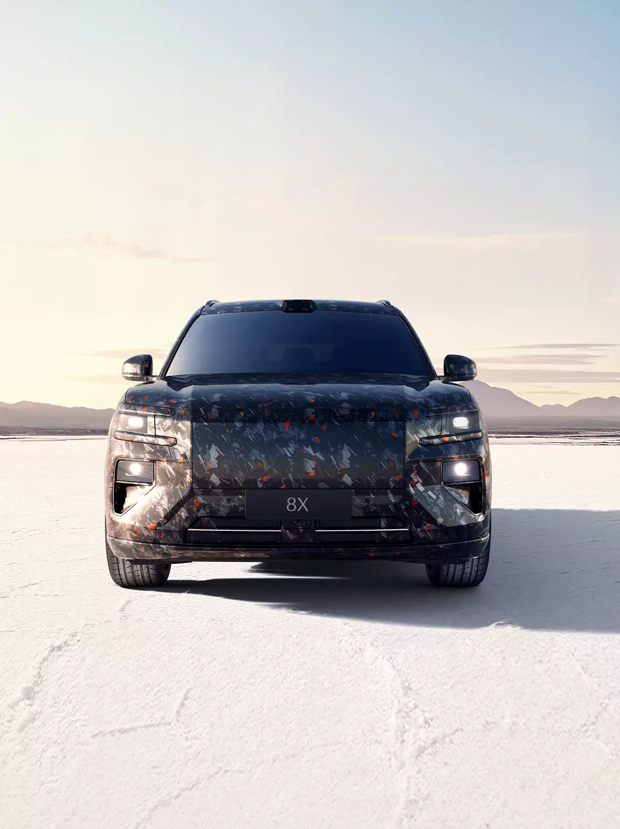 定位“中国新一代高性能旗舰”电混 SUV，极看8X最新预告图公布