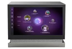 联想展示多款概念产品：含智能眼镜、个人AI计算中枢、显示器及键盘等配件