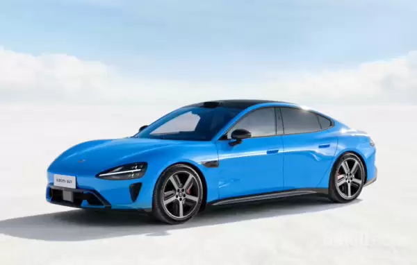 小米SU7标准版对比Model 3全面占优