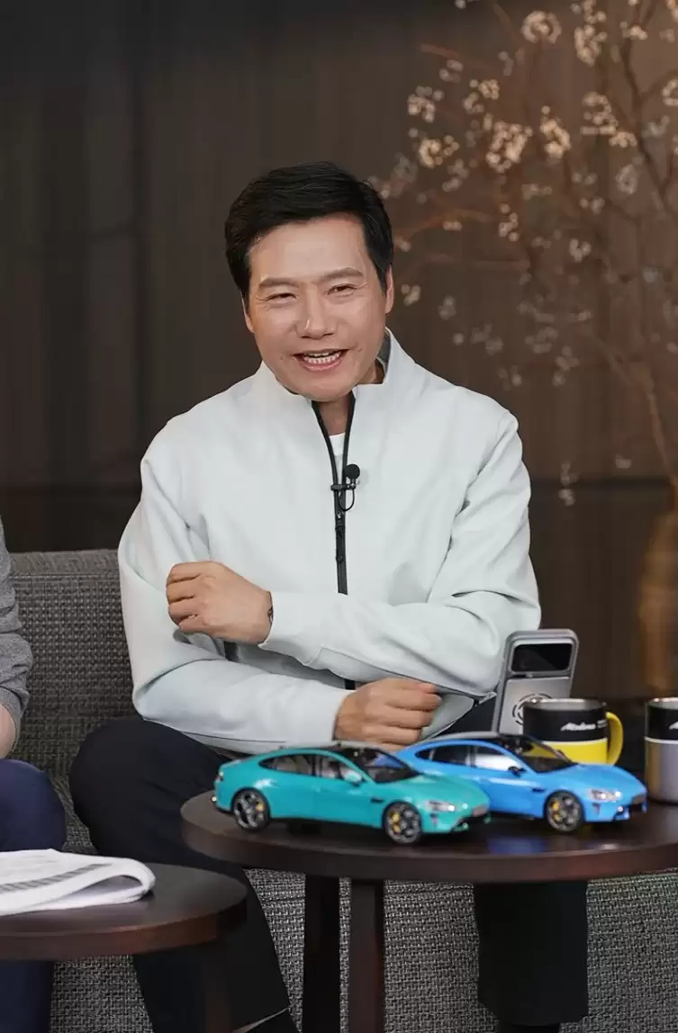 小米CEO直播回应误读芯片名称：状态不佳致口误