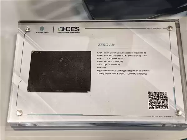 雷神ZERO Air轻薄游戏本实机首秀：仅1.58kg 160W双满血性能释放