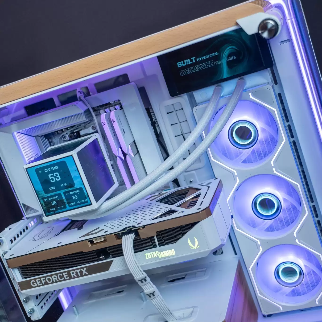 曜越旗舰机箱 Core PX Infinity WS ARGB 问世:环绕式双曲玻璃,大面积木质装饰