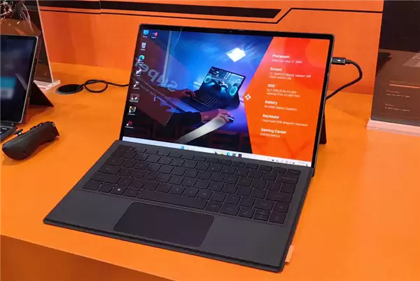 壹号本Super V二合一本领相CES：搭载酷睿Ultra X7 358H