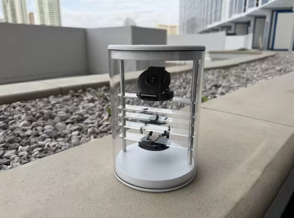 剑桥咨询公司 CES 2026 展示 Ouroboros 智能手表原型，可轻松更换电池