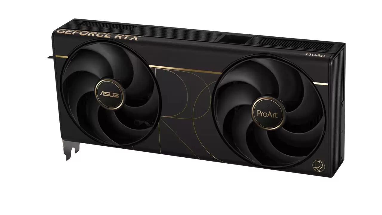 华硕 ProArt RTX 5090 显卡亮相：2.5 槽厚，兼容 SFF 机箱