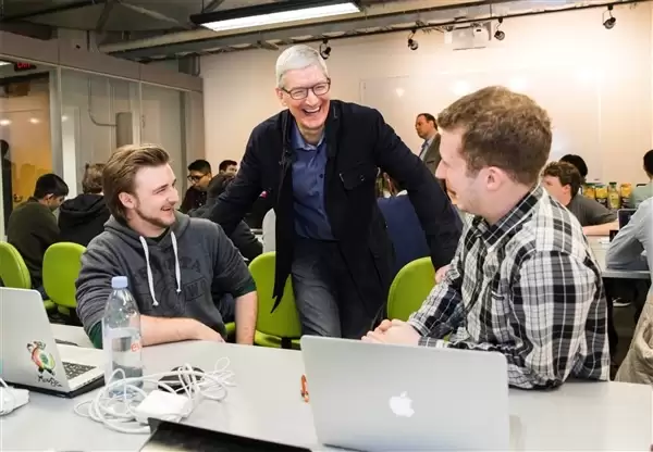 苹果CEO库克年薪曝光：2025年拿到7430万美元