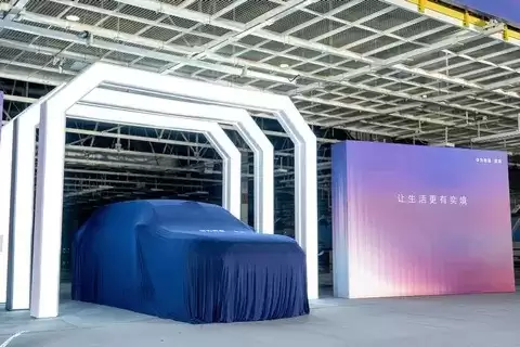 2026北京车展开幕：全尺寸SUV巅峰对决，智能豪华新纪元