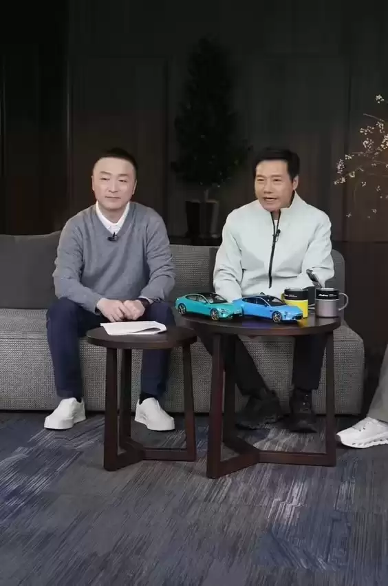 雷军直播回应KOL争议:绝不容忍攻击用户,严处涉事人员