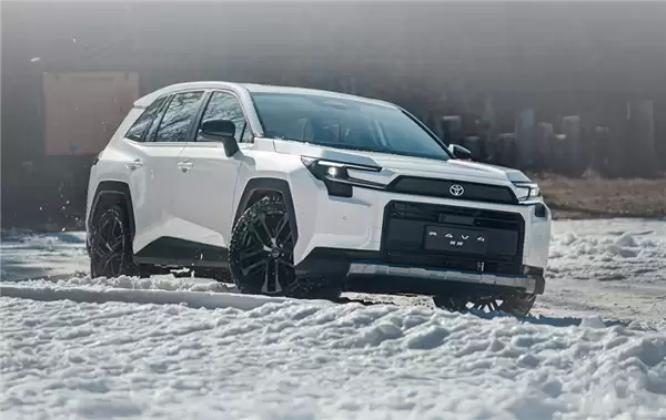 国外媒体羡慕不已！全新一代丰田RAV4荣放交付：限时15.18万起