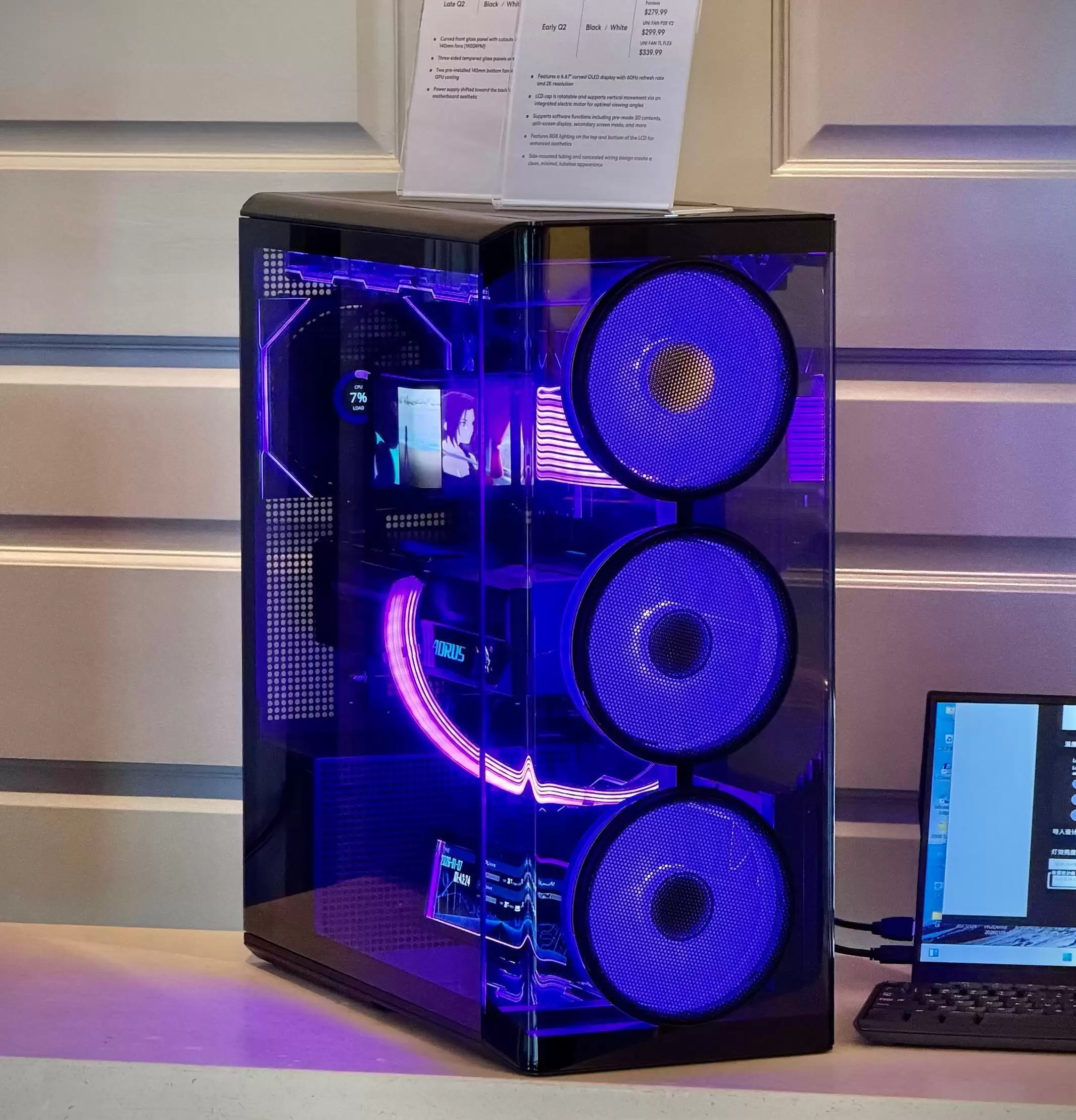 联力携机箱新品包豪斯 O11 Vision-M 出展 CES 2026